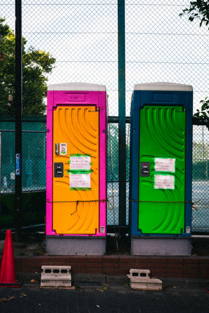 Best Affordable portable toilet rental  in Elm Grove, WI